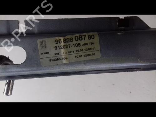 Rear left window mechanism PEUGEOT 5008 (0U_, 0E_) 1.6 HDi | BP9003709C24