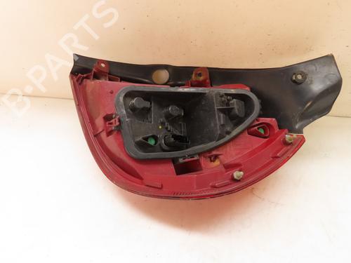 Used Left taillight RENAULT CLIO III (BR0/1, CR0/1) 1.5 dCi (C/BR0G, C/BR1G) (68 hp) 19490622