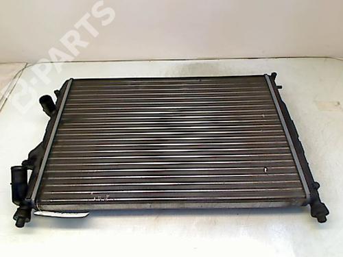 Køler RENAULT MEGANE I (BA0/1_) 1.6 16V (BA04, BA0B, BA11, BA1J, BA16, BA19, BA1K, BA1V,... (107 hp) 8977694