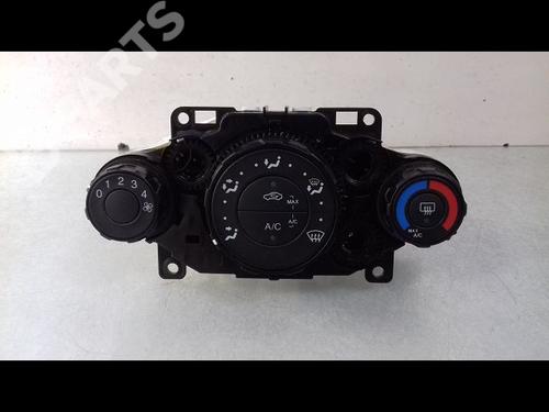 Commande Chauffage FORD FIESTA VI (CB1, CCN) 1.25 (82 hp) 8988463