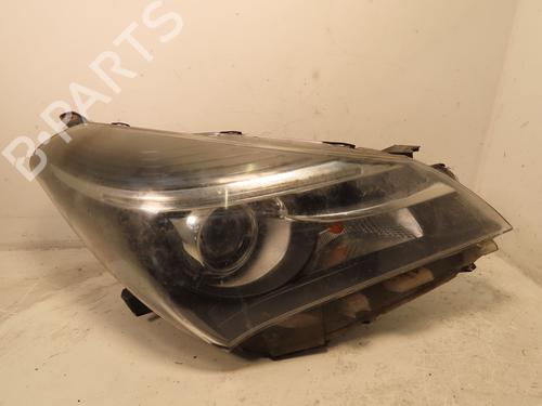 Højre forlygte TOYOTA YARIS (_P13_) 1.5 Hybrid (NHP130_) (101 hp) 30954544