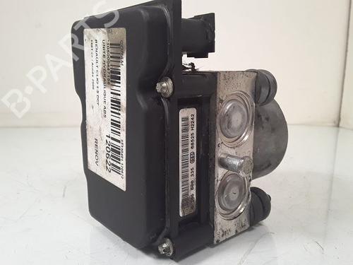 Used ABS pump RENAULT CLIO II (BB_, CB_) 1.5 dCi (B/C2J) (68 hp) 8995648