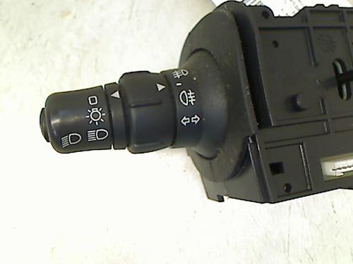 Used Steering column stalk RENAULT SCÉNIC II (JM0/1_) 1.9 dCi (JM0G, JM12, JM1G, JM2C) (120 hp) 8977505