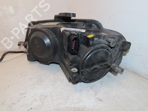 Right headlight AUDI A3 (8P1) 2.0 TDI | BP28207245C29 