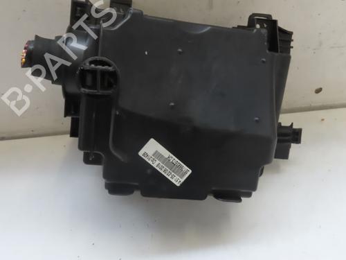 Fuse box PEUGEOT 308 II (LB_, LP_, LW_, LH_, L3_) 1.2 THP 130 | BP21008626E1 