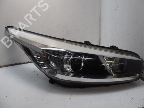 Used Right headlight Right headlight KIA CEE'D Sportswagon (JD) 1.6 CRDi 110 (110 hp) 33679969 33679969