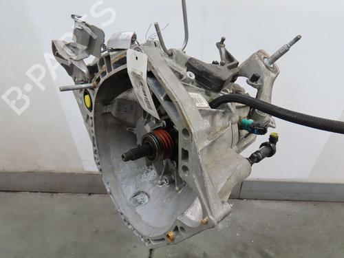 Used Gearbox RENAULT MEGANE IV Hatchback (B9A/M/N_) 1.5 dCi 110 (B9A3) (110 hp) 28082156