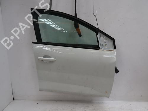 right-front-door-dacia-sandero-iii-2021-39418952 main image