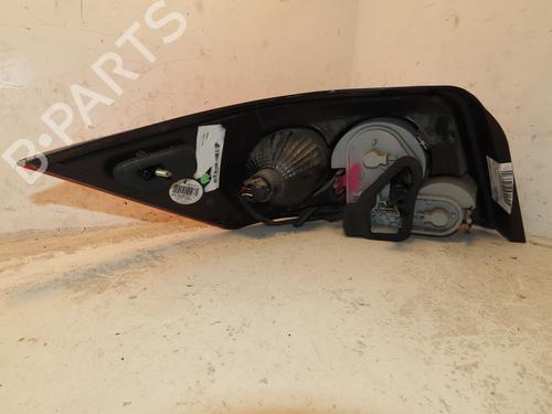 Used Right taillight RENAULT MEGANE II Coupé-Cabriolet (EM0/1_) 1.9 dCi (131 hp) 28136565