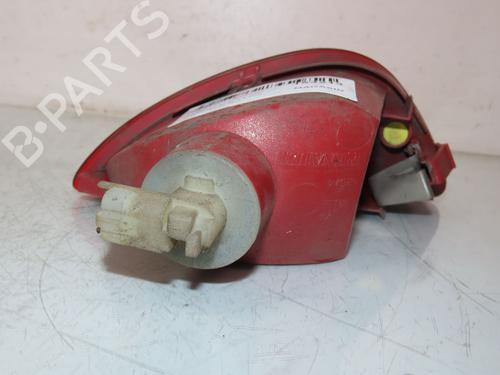 Used Rear fog light RENAULT CLIO III (BR0/1, CR0/1) 1.2 16V (103 hp) 26071729