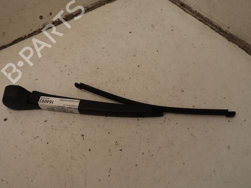 Used Rear windshield wiper arm VW POLO VI (AW1, BZ1, AE1) 1.0 TSI (95 hp) 33137955