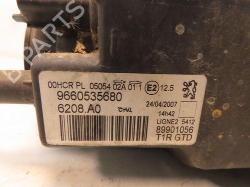 Used Left headlight PEUGEOT 206+ (2L_, 2M_) 1.4 i (2LKFWA, 2MKFWA) (75 hp) 28082214