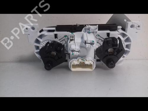 Used Climate control DACIA SANDERO II 1.0 SCe 75 (B8JC, B8JD, B8NC) (73 hp) 11241695