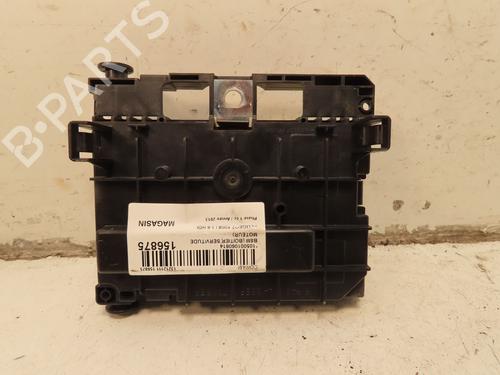 fuse-box-peugeot-5008-0u_-0e_-2009-2010-2011-2012-2013-2014-2015-2016-2017-32005393 main image