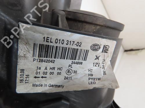 Used Right headlight SAAB 9-3 Estate (E50) 1.9 TiD (120 hp) 26590328