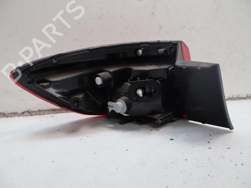 Used Right taillight Right taillight RENAULT CLIO V (B7_) 1.0 TCe 100 (B7MT) (101 hp) 35496156 35496156