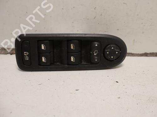 Used Left front window switch Left front window switch CITROËN C5 III (RD_) 2.0 HDi 140 (RDRHF8, RDRHFA, RDRHA8, RDRHAJ) (140 hp) 34710735 34710735