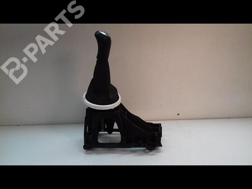 Gear lever RENAULT TWINGO III (BCM_, BCA_) 1.0 SCe 70 (BCMB) | BP9577946M90 