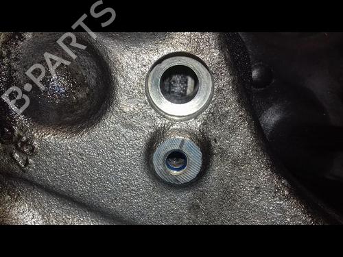 Used Right front steering knuckle MERCEDES-BENZ E-CLASS Convertible (A207) E 250 CDI / BlueTEC / d (207.403, 207.404) (204 hp) 8984194