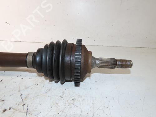 Used Right front driveshaft PEUGEOT 206 Hatchback (2A/C) 1.4 16V (88 hp) 30951019
