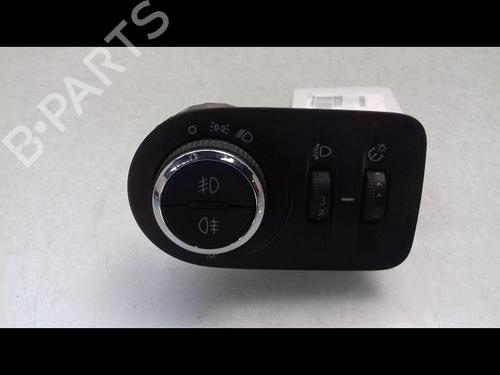 Used Headlight switch OPEL MERIVA B MPV (S10) 1.7 CDTI (75) (110 hp) 8986242