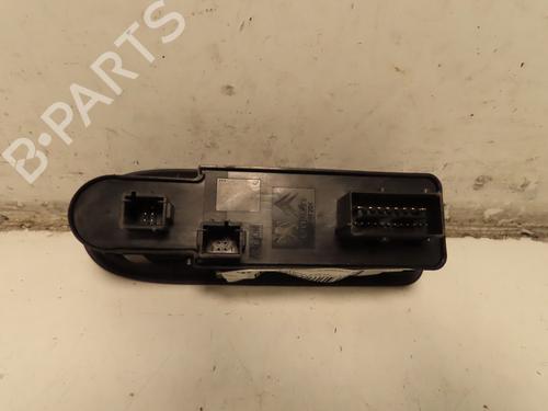 Used Left front window switch PEUGEOT 308 I (4A_, 4C_) 1.6 HDi (109 hp) 30953581