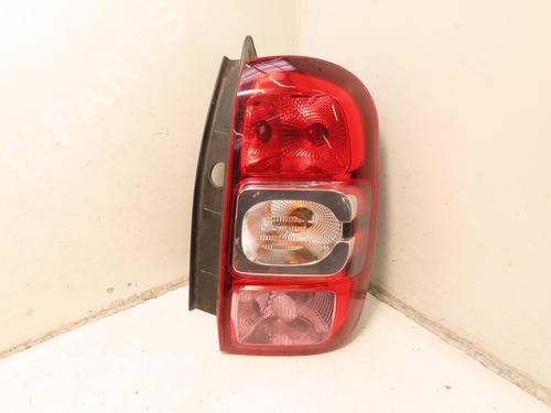 Used Right taillight DACIA DUSTER (HS_) 1.5 dCi 4x4 (109 hp) 30740052