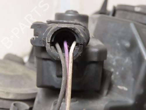 Used Right headlight RENAULT CLIO II (BB_, CB_) 1.5 dCi (B/CB07) (65 hp) 30583054