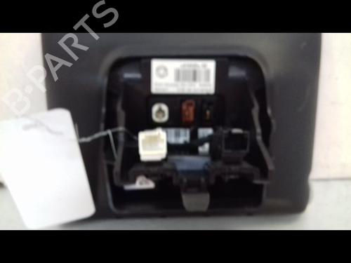 Used Radio Radio CITROËN C4 CACTUS 1.2 VTi 82 (82 hp) 8988937 8988937