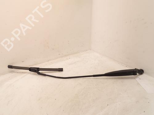 Front windshield wiper arm FIAT 500 (312_) 1.2 (312AXA1A) | BP28068017C143 