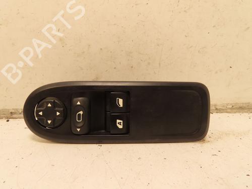 Used Left front window switch CITROËN C3 II (SC_) 1.2 VTi 82 (82 hp) 30892724