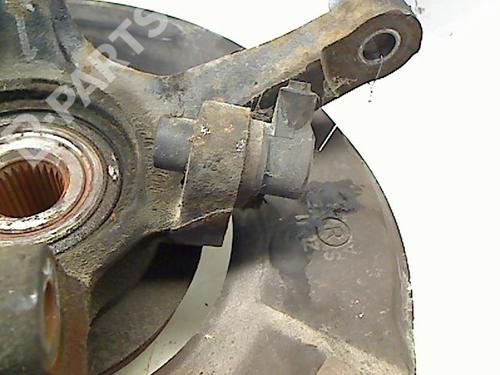 Right front steering knuckle HYUNDAI SANTA FÉ I (SM) 2.0 CRDi 4x4 | BP8978943M26 