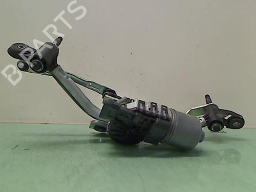 Used Front wiper motor RENAULT TWINGO II (CN0_) [2007-2026]  23153866