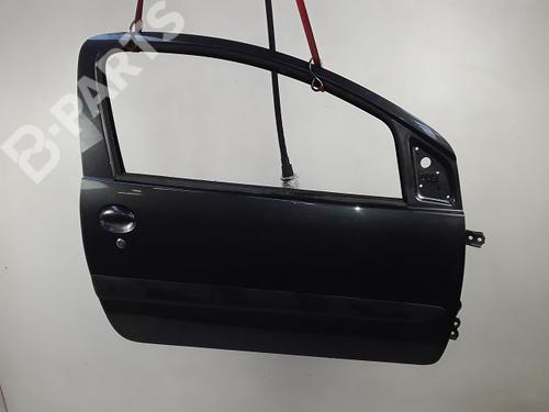 Used Right front door TOYOTA AYGO (_B1_) 1.0 (KGB10_, KGB10R) (68 hp) 8990735