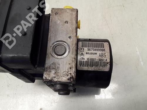 Used ABS pump CITROËN C3 II (SC_) 1.6 HDi (92 hp) 8988850