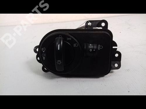 Used Headlight switch FORD FIESTA V (JH_, JD_) 1.6 TDCi (90 hp) 8996111