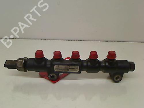 Used Injection rail FORD FUSION (JU_) 1.4 TDCi (68 hp) 23148963