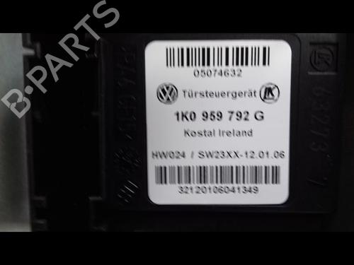 Rudehejsemekanisme Højre foran VW TOURAN (1T1, 1T2) 2.0 TDI (140 hp) 12823207