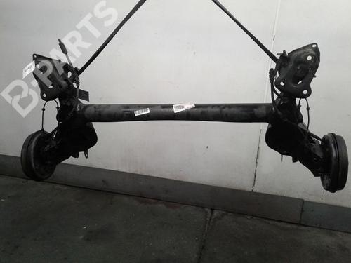 Used Rear axle FIAT GRANDE PUNTO (199_) 1.3 D Multijet (75 hp) 8994365
