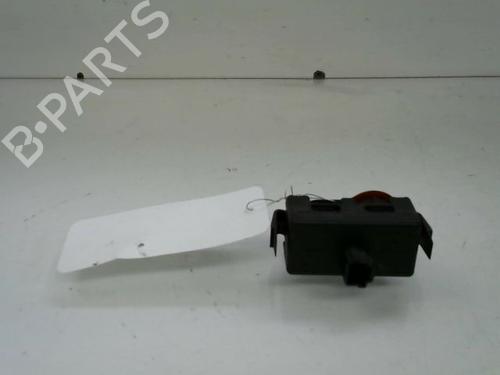 Used Warning switch RENAULT MODUS / GRAND MODUS (F/JP0_) 1.6 (JP03, JP0B, JP0U, JP0Y, JP1G) (112 hp) 8992353