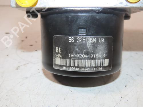 Abs pomp PEUGEOT 206+ (2L_, 2M_) 1.4 i (2LKFWA, 2MKFWA) (75 hp) 31283865