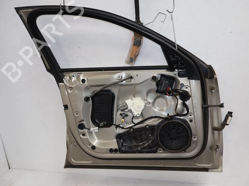 Used Left front door Left front door 37062096 37062096