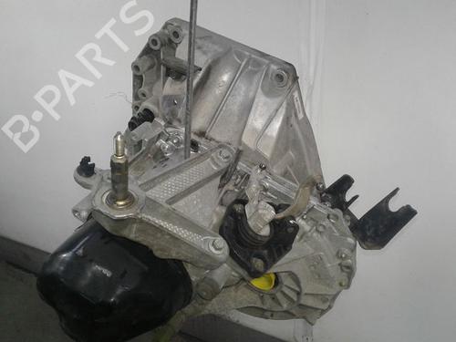 Used Gearbox NISSAN MICRA C+C III (K12) 1.6 160 SR (110 hp) 10539070