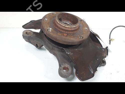 Used Left front steering knuckle SUZUKI SWIFT III (MZ, EZ) 1.3 DDiS (RS413D) (69 hp) 10494219