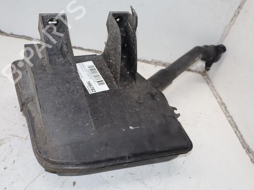 windscreen-washer-tank-opel-astra-k-b16-2015-2016-2017-2018-2019-2020-2021-2022-36681466 main image