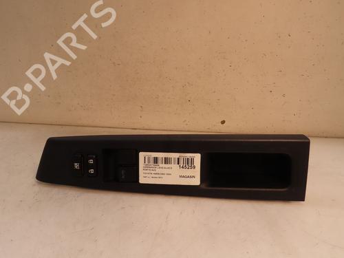 Left front window switch TOYOTA YARIS (_P13_) 1.5 Hybrid (NHP130_) (101 hp) 17037988