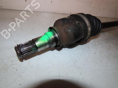 Used Right front driveshaft Right front driveshaft TOYOTA AYGO (_B4_) 1.0 (KGB40) (69 hp) 19578439 19578439