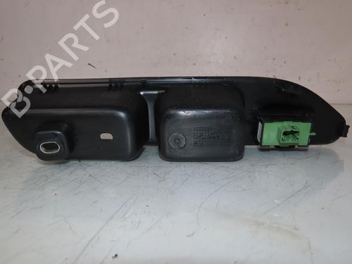 switch-fiat-tipo-hatchback-356_-357_-2016-27643432 main image