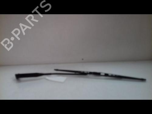 Used Front windshield wiper arm OPEL CORSA C (X01) 1.2 (F08, F68) (75 hp) 15745830