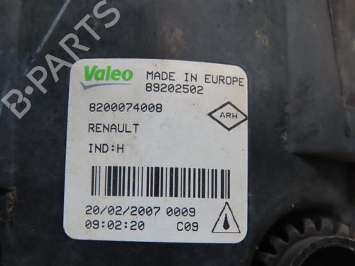 Used Left front fog light RENAULT SCÉNIC II (JM0/1_) 1.5 dCi (JM1F) (86 hp) 26570772